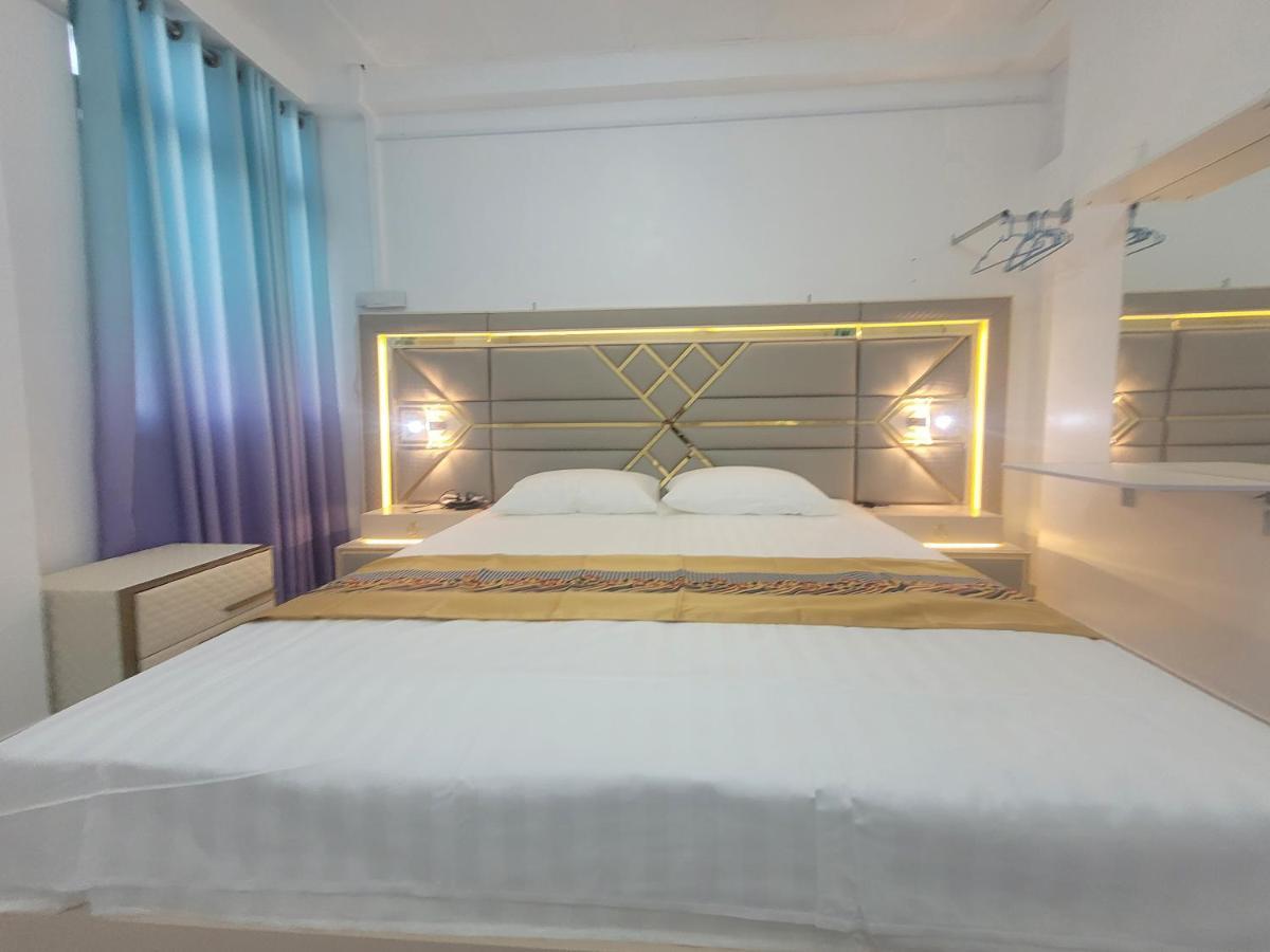 Ontrack Travel Apartamento Malé Exterior foto